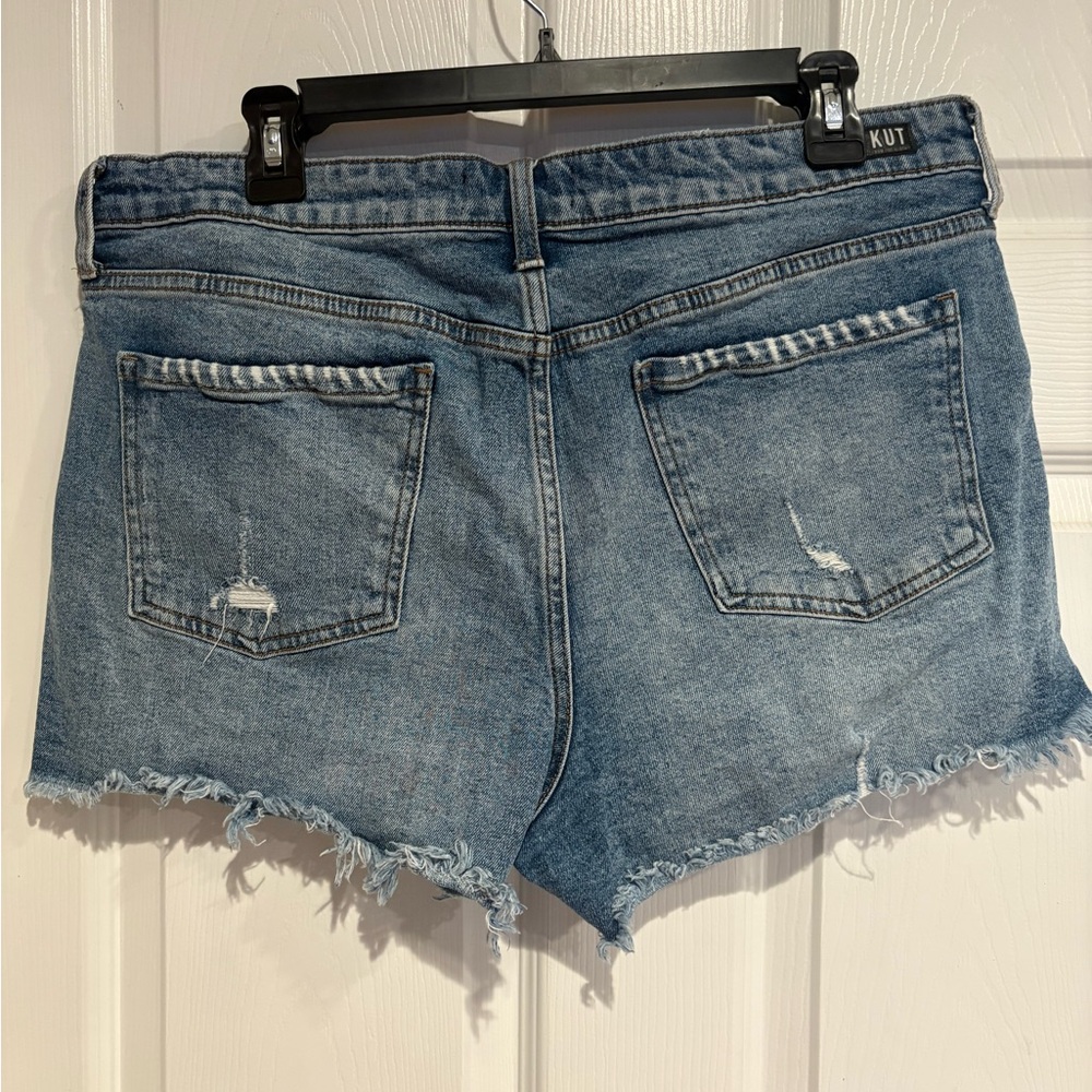Kut from the Kloth Light Blue Denim - Picture 2 of 4